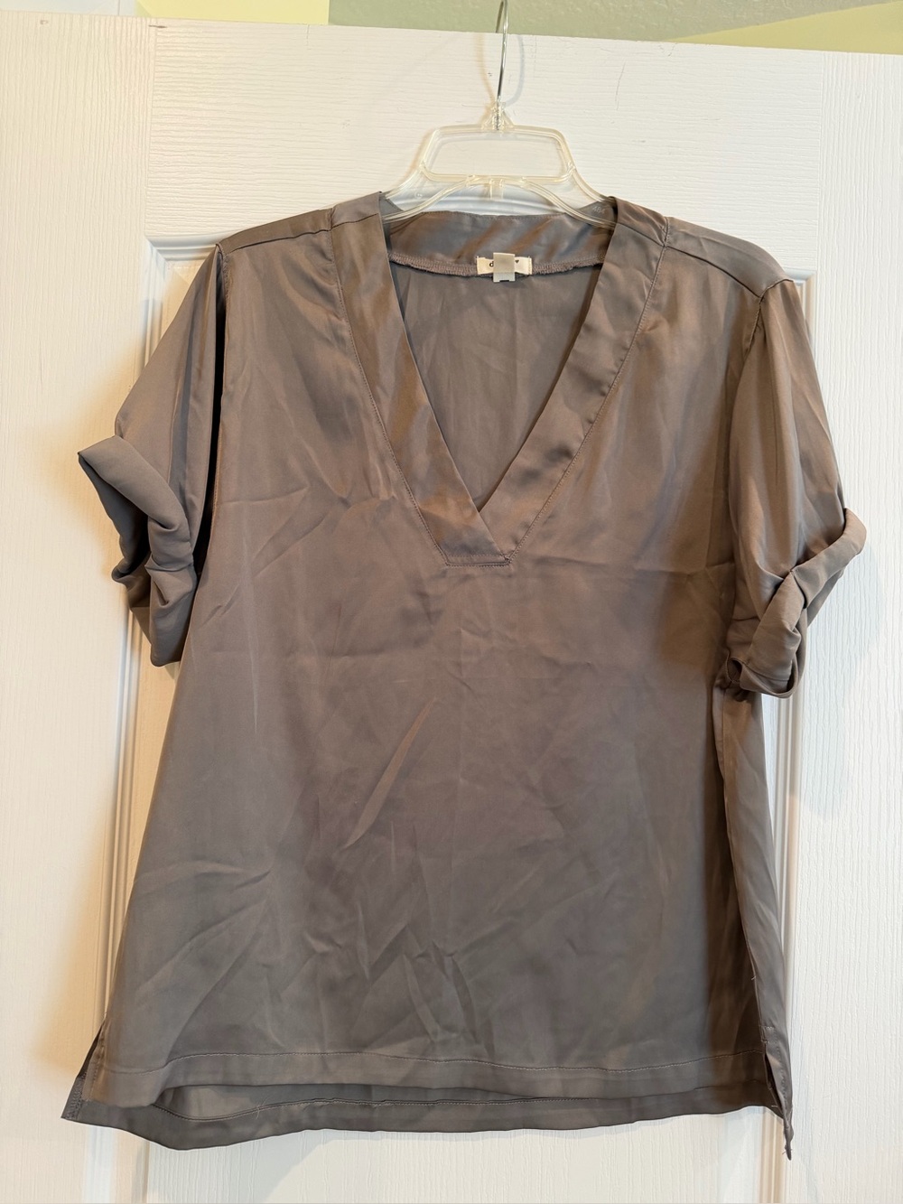 Dylan Women’s V-Neck Short Sleeve Blouse